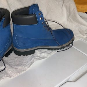 Men timberline boots. Size 12 med. used